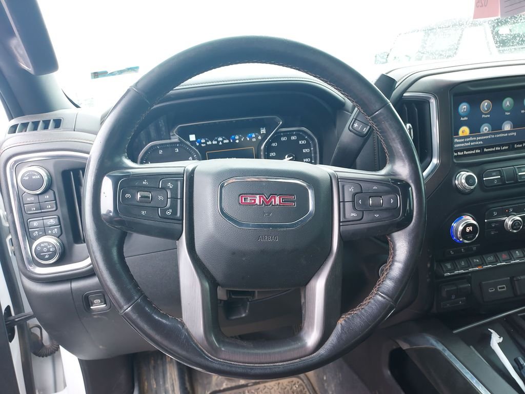 Used 2021 White GMC AT4 image 15