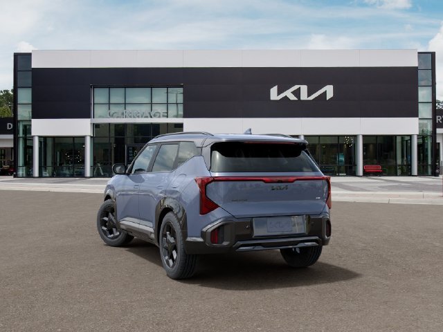 New 2027 Black Kia X-Line S image 4