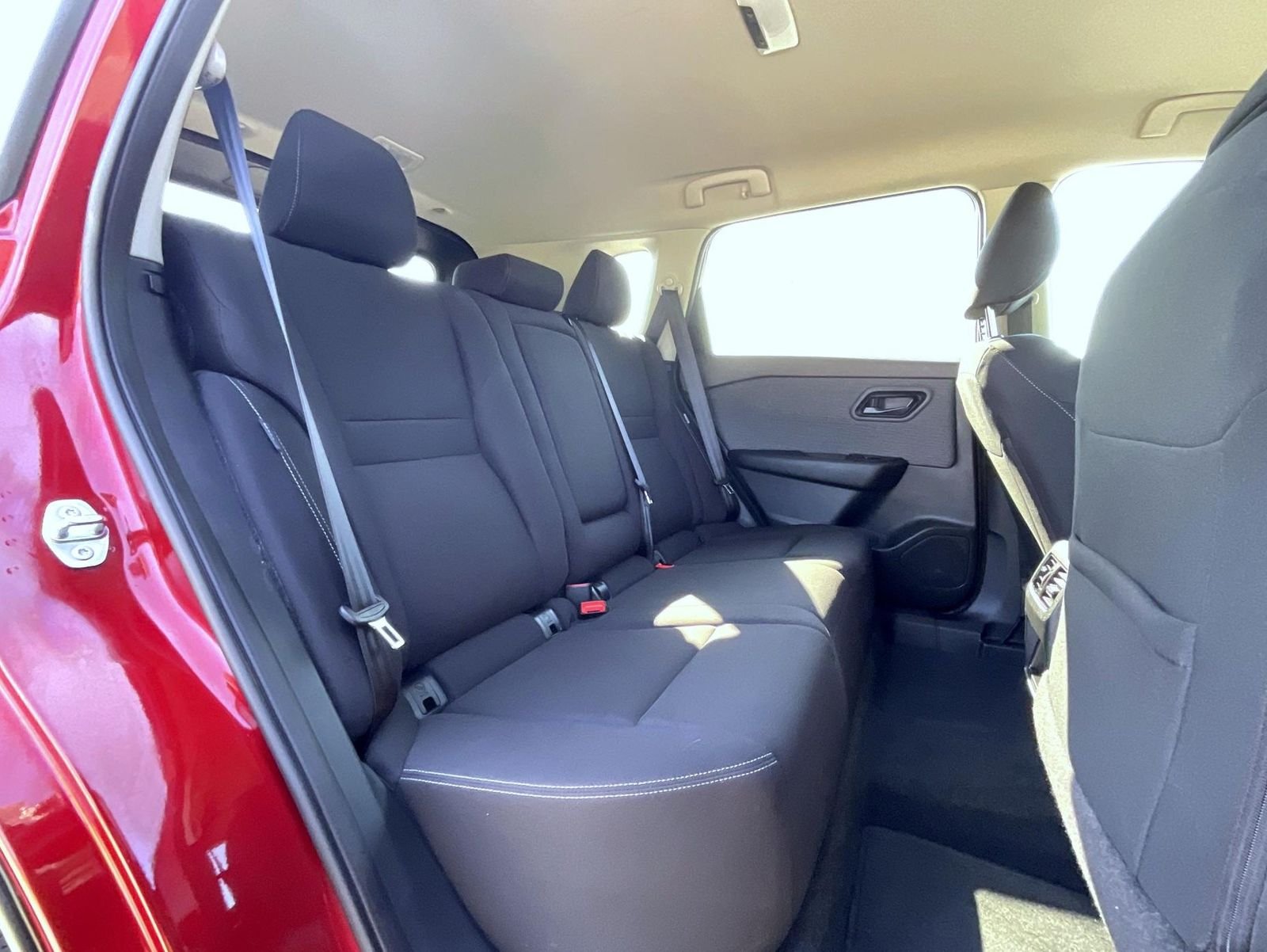 Used 2023 Red Nissan S image 19