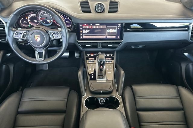 Used 2022  Porsche Turbo image 12