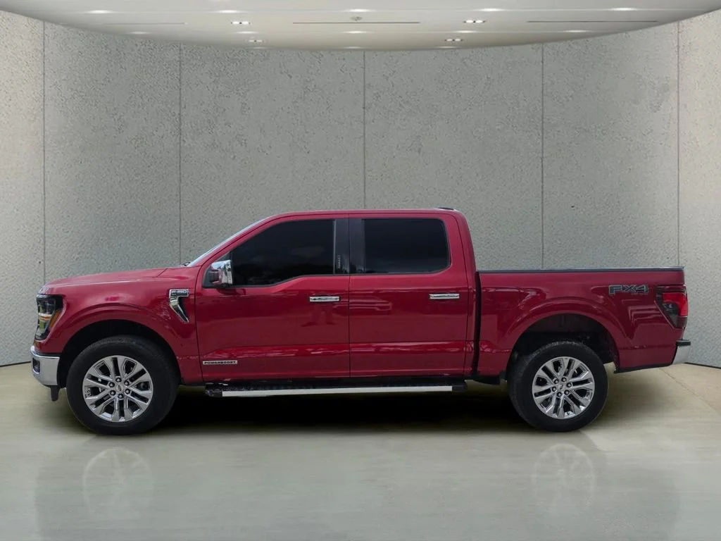 Used 2024 Red Metallic Ford XLT image 6