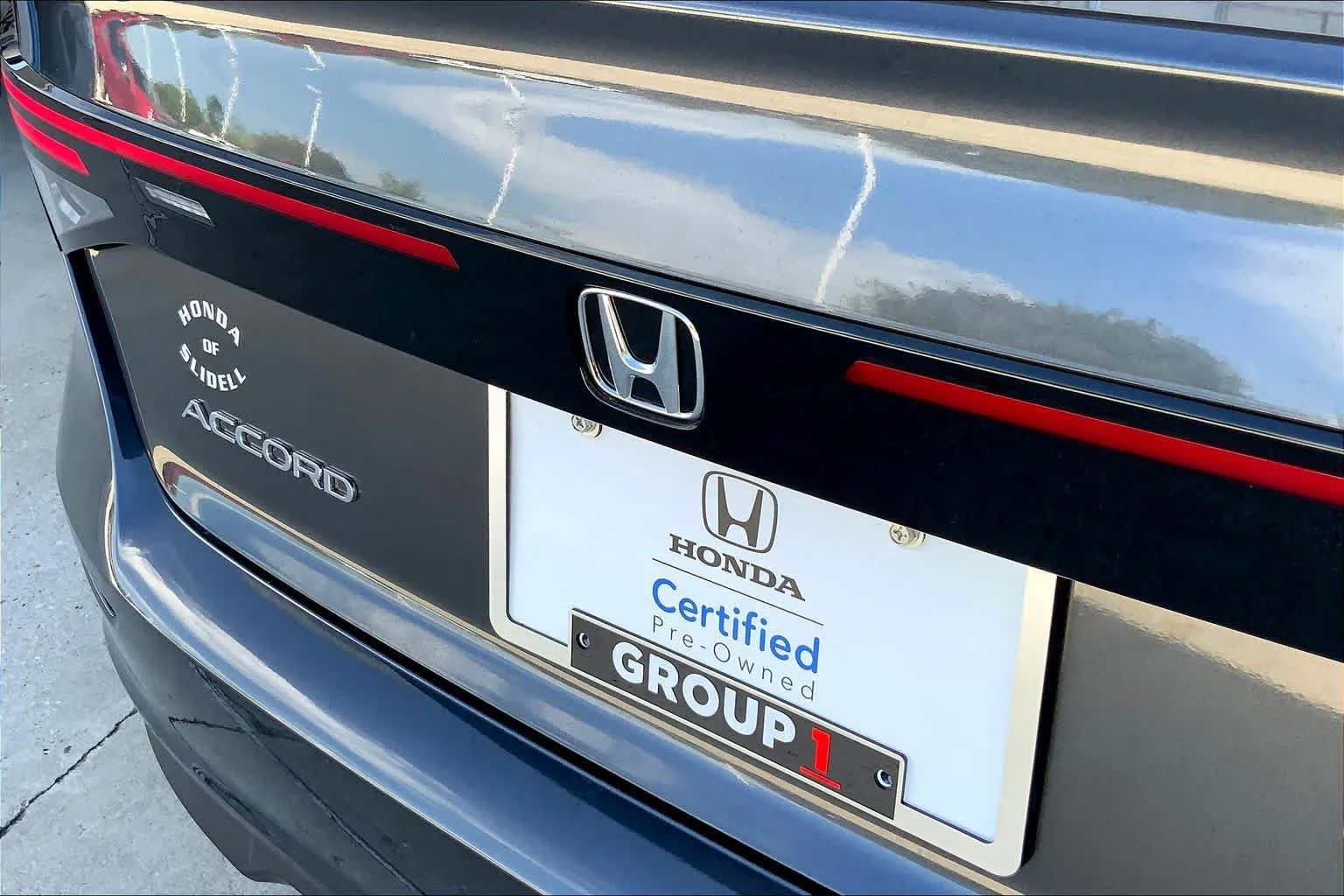 Certified Used 2025 Meteorite Gray Metallic Honda 1.5T SE image 10