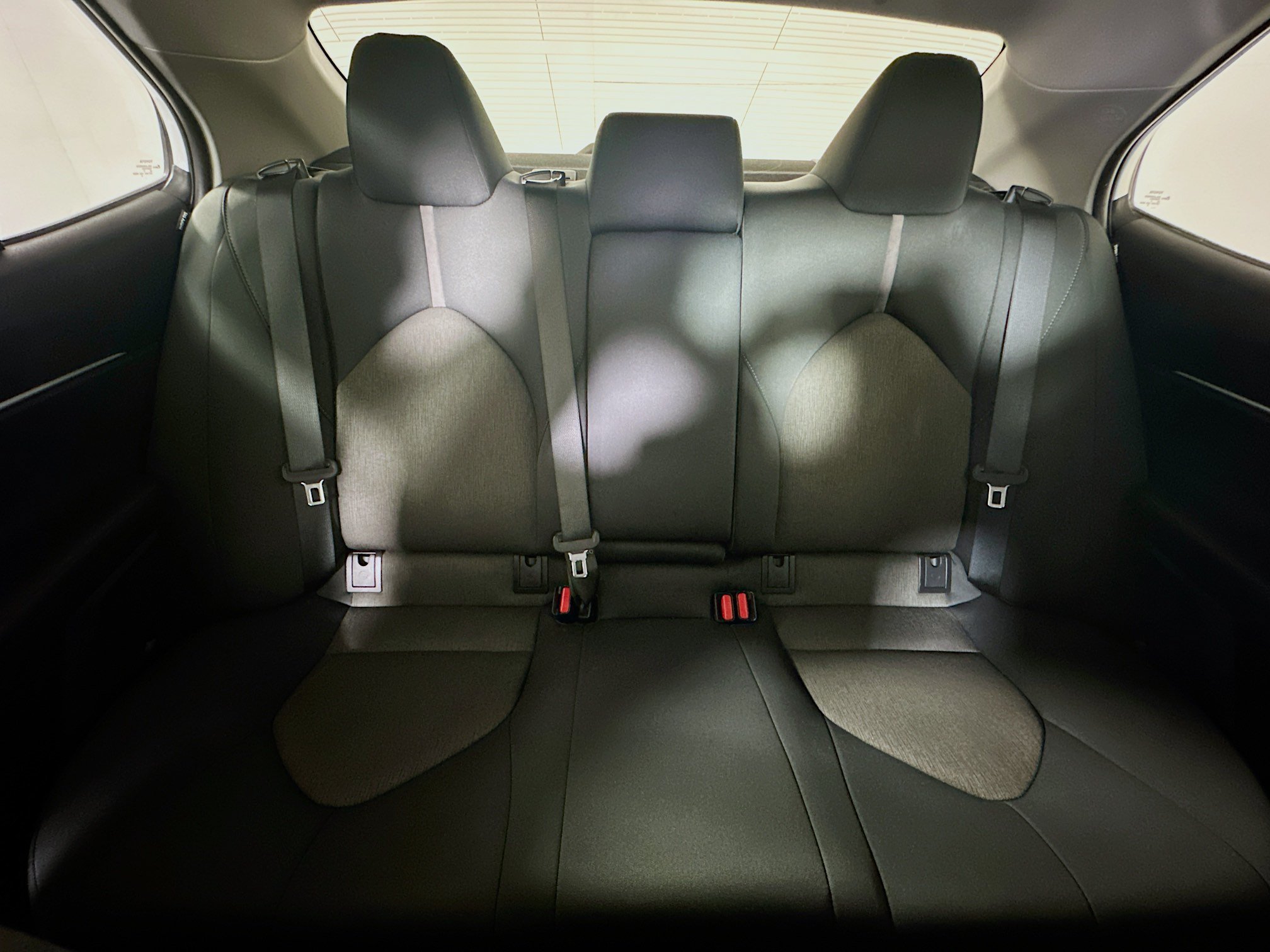 Certified Used 2023 Ice Toyota LE image 29