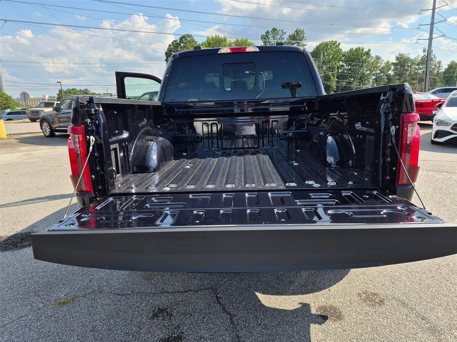 New 2026 Antimatter Blue Metallic Ford XLT image 28