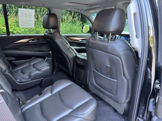 Used 2017 Black Raven Cadillac Luxury image 18