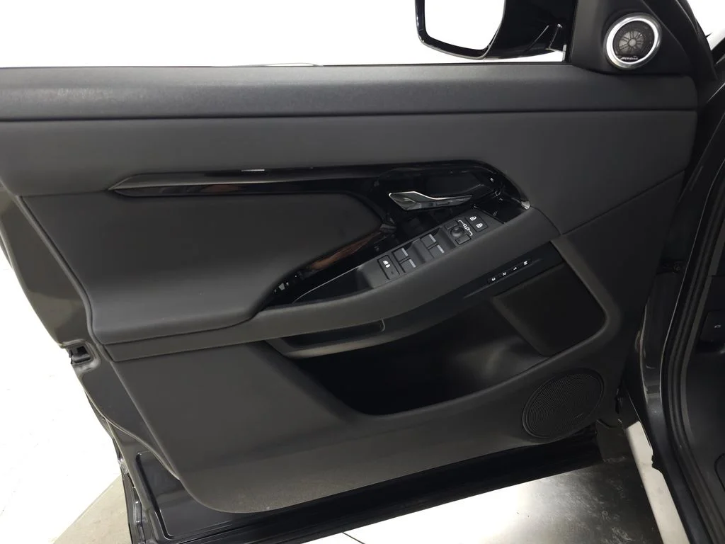 2026 Land Rover Range Rover Evoque S - Photo 17