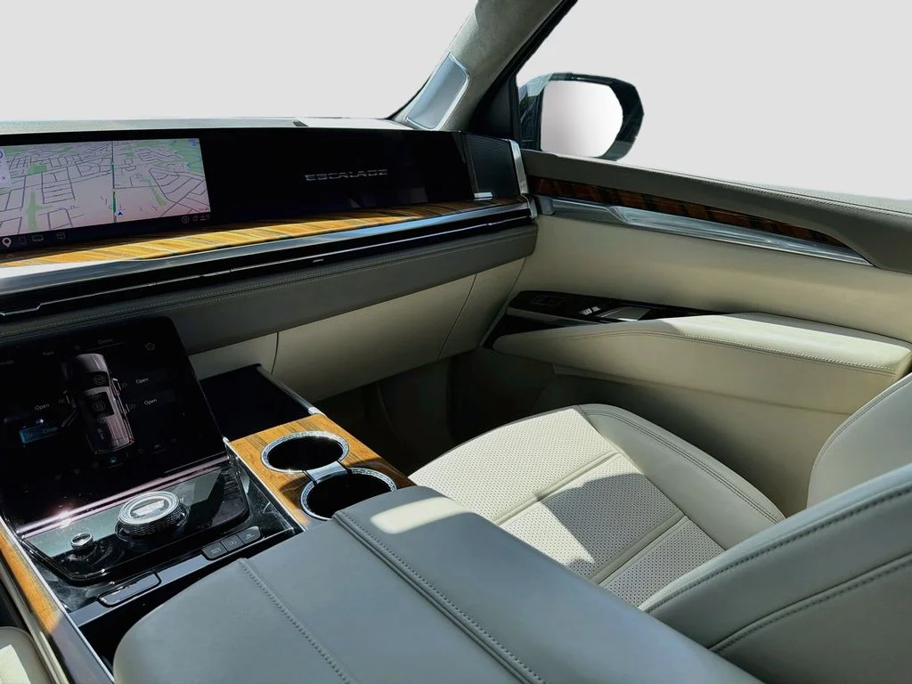 Used 2025 Black Cadillac Sport Platinum image 25
