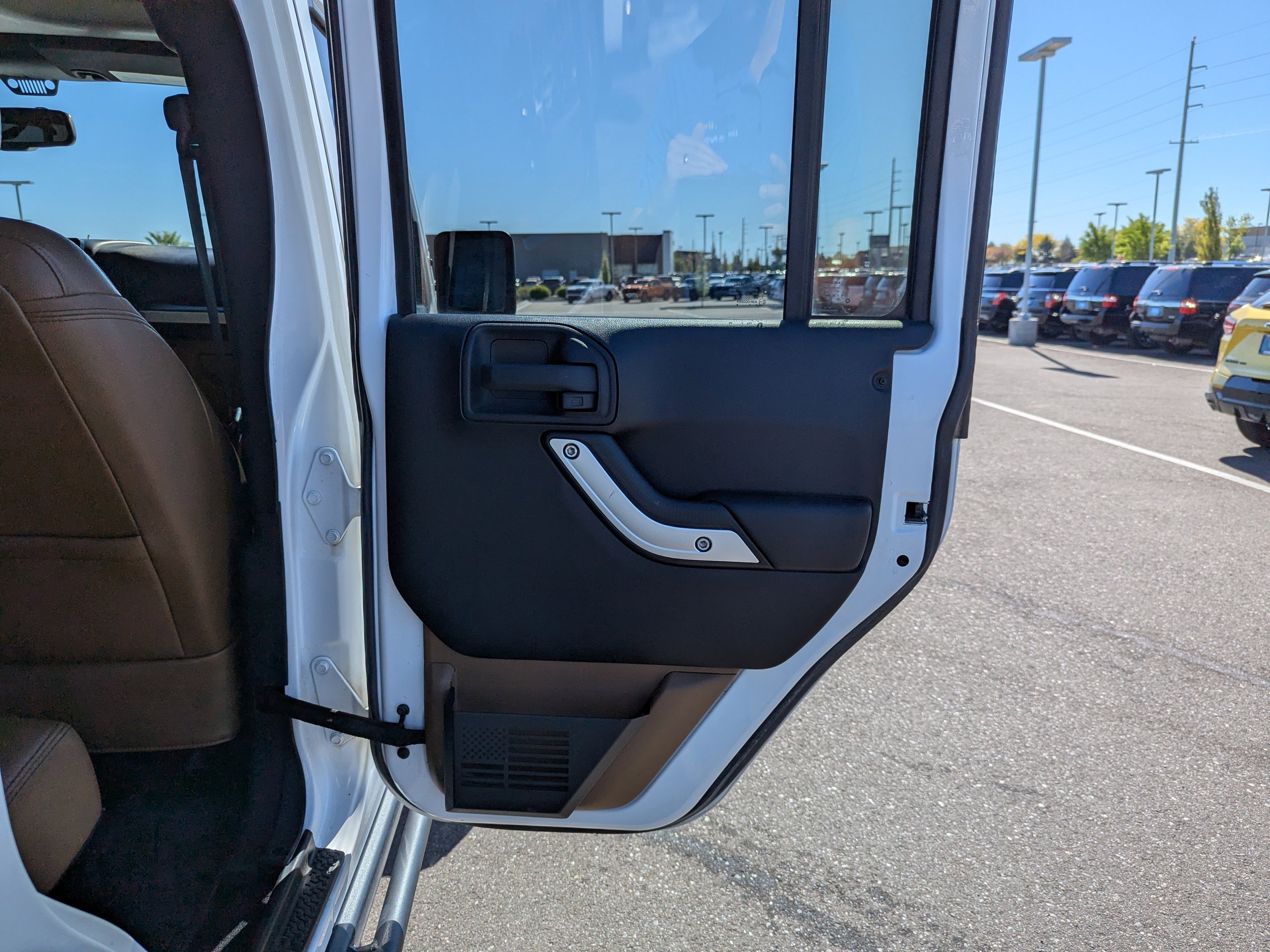 Used 2016 White Jeep Rubicon image 34