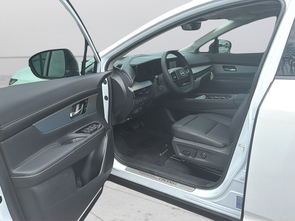 New 2026 White Nissan Platinum image 18