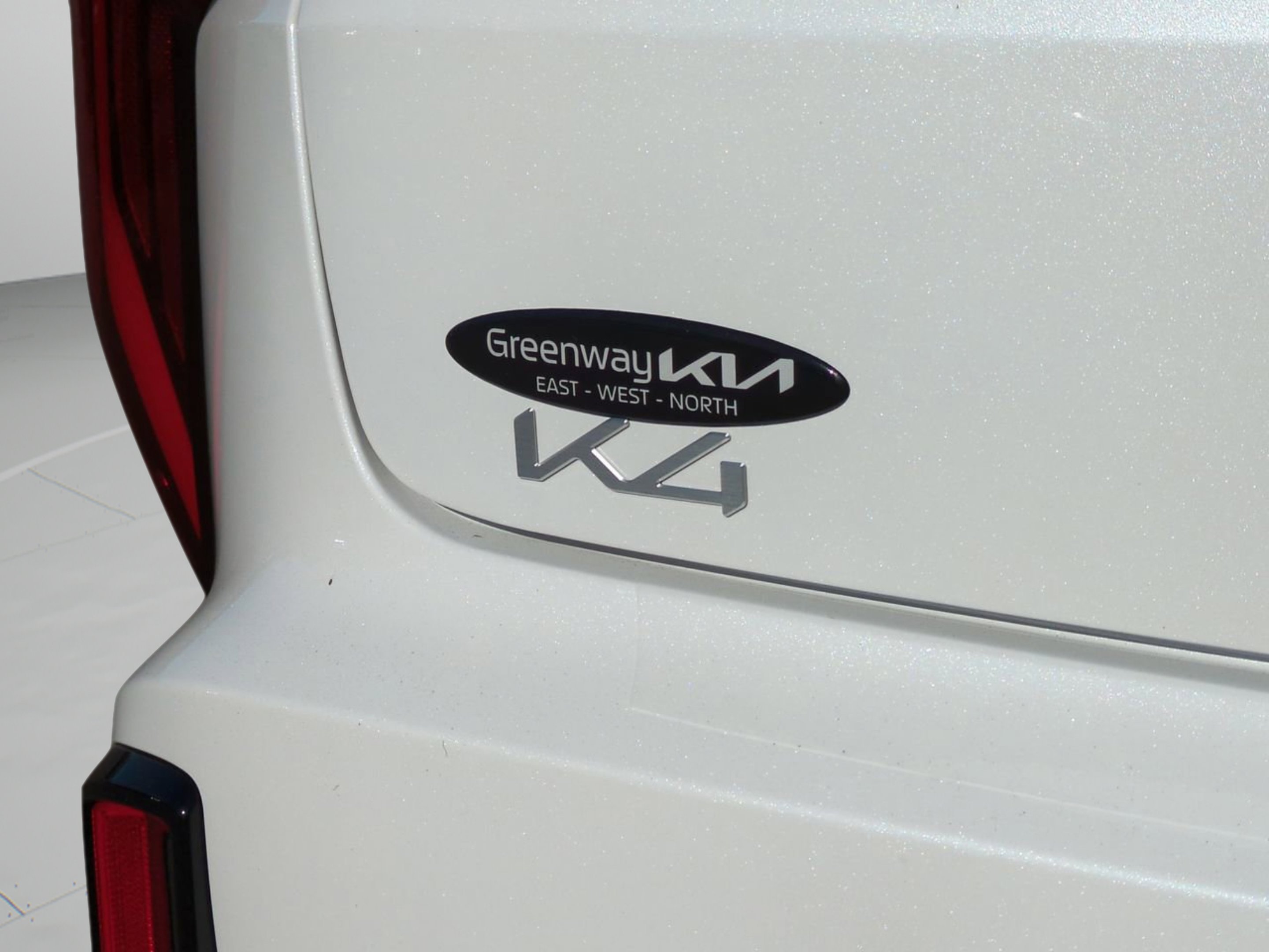 New 2025 Snow White Pearl Kia GT-Line Turbo image 13
