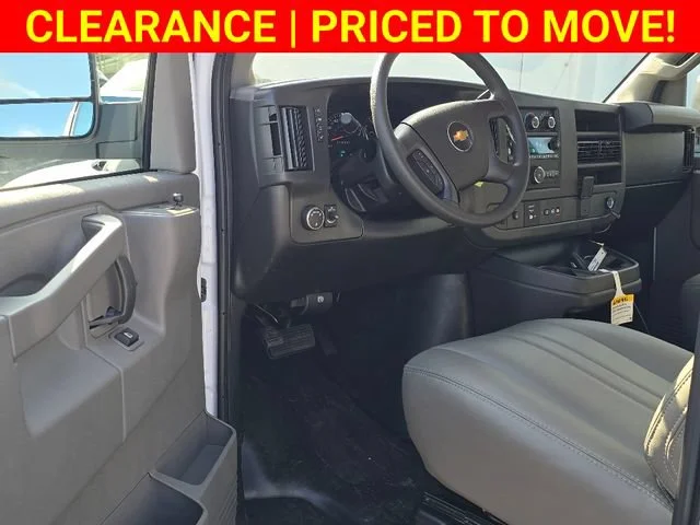 2025 Chevrolet Express Cargo Work Van - Photo 15