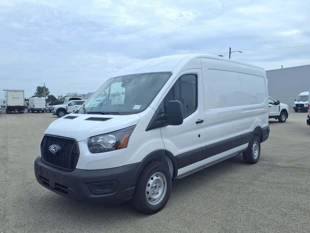 New 2026 Oxford White Ford Cargo Van image 1