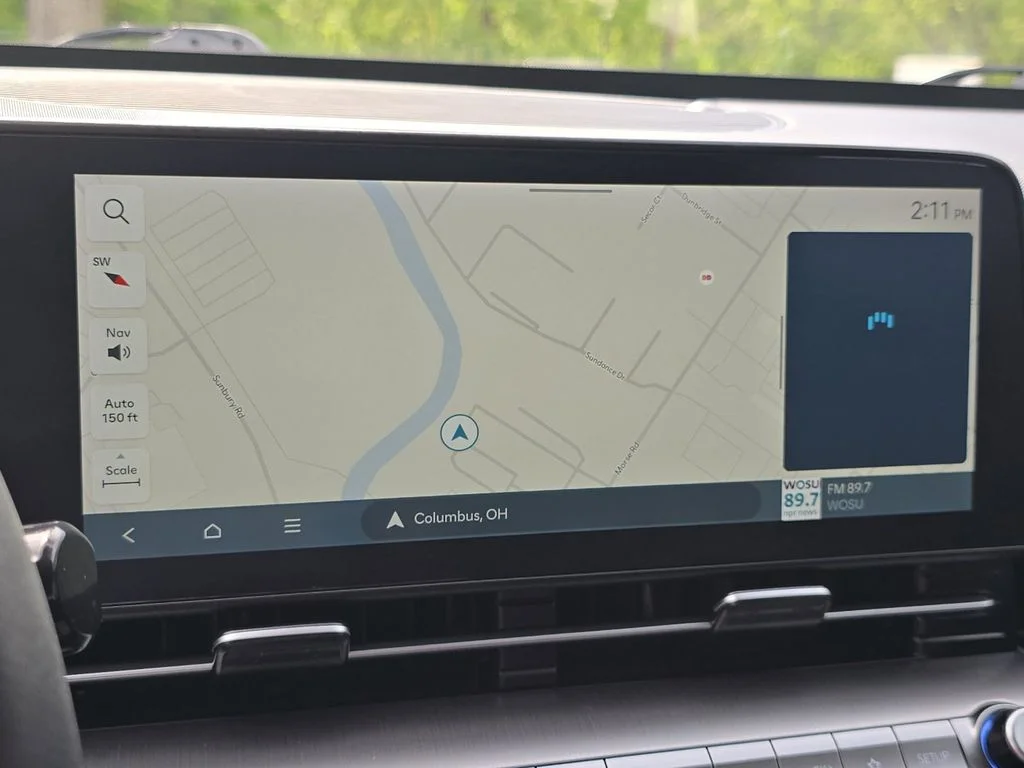 Used 2024 Black Hyundai SEL image 3