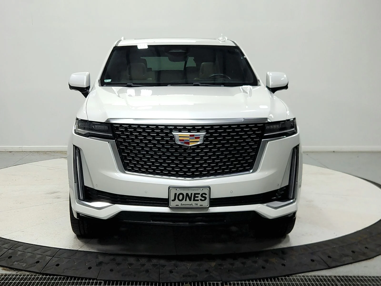 Used 2021 White Cadillac Premium image 3