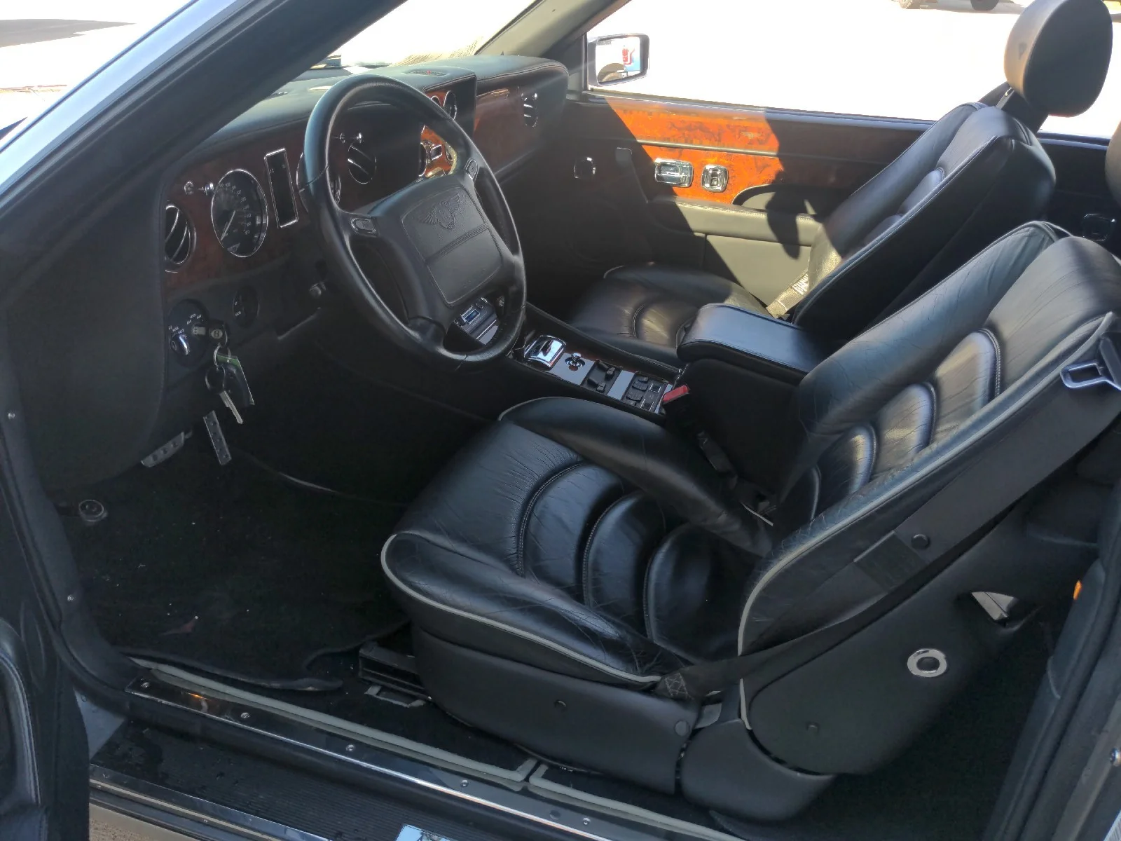 Used 2002 Silver Bentley  image 7