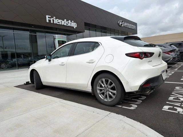 Used 2025 White Mazda 2.5 S image 13