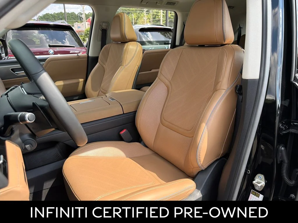 Certified Used 2026 Black Obsidian INFINITI LUXE image 29