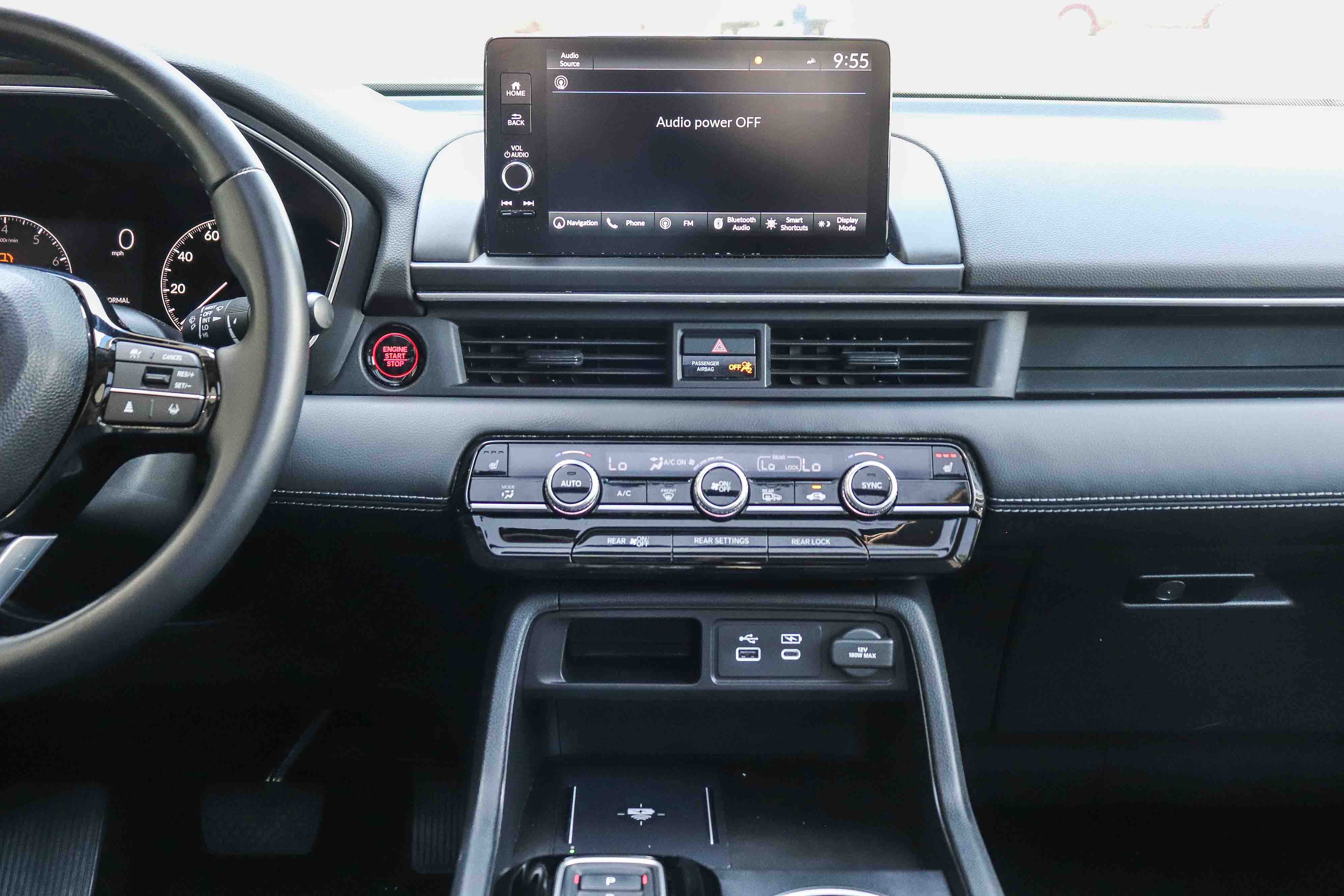 2025 Honda Pilot Touring - Photo 16