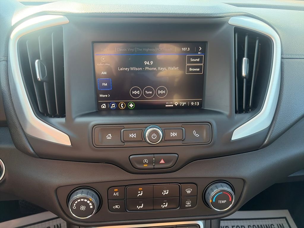 Used 2024 Silver GMC SLE image 19