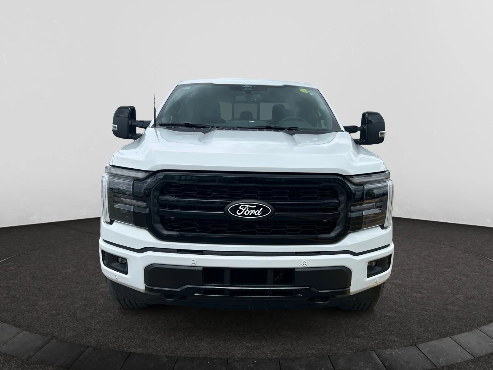 New 2026 Oxford White Ford Lariat image 8
