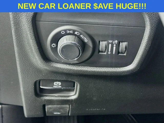 New 2026 Bright White Clear-Coat Exterior Paint Jeep Laredo image 10