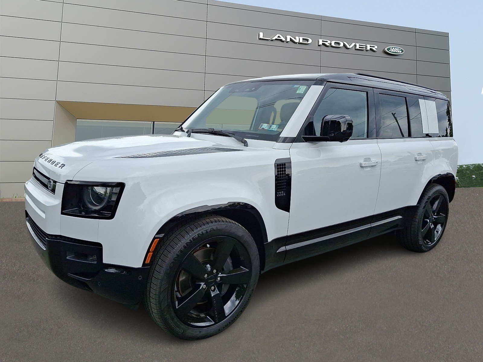 New 2026 Fuji White Land Rover P400 X-Dynamic SE image 1