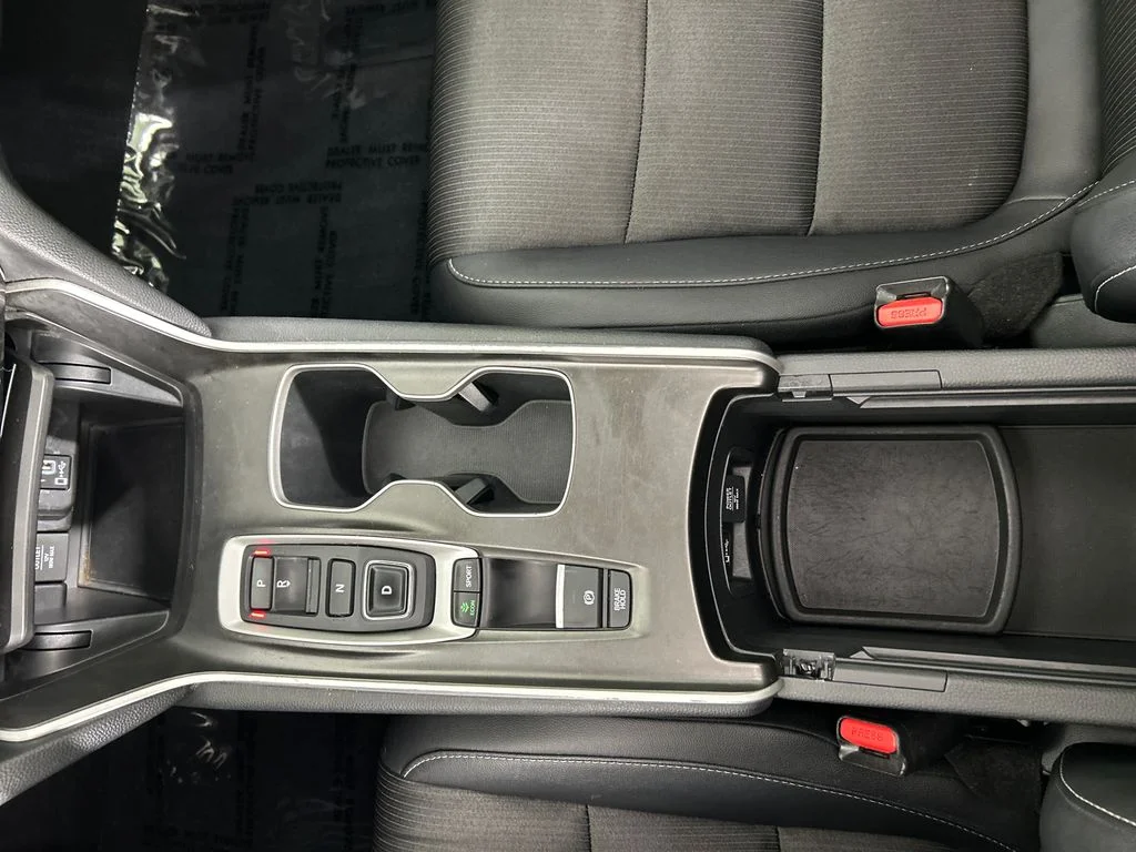 Used 2020  Honda Sport 2.0T image 14
