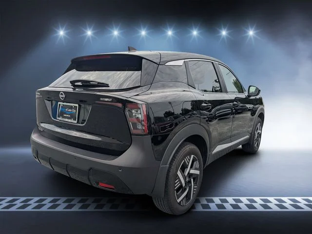 Used 2025 Super Black Nissan SV image 3