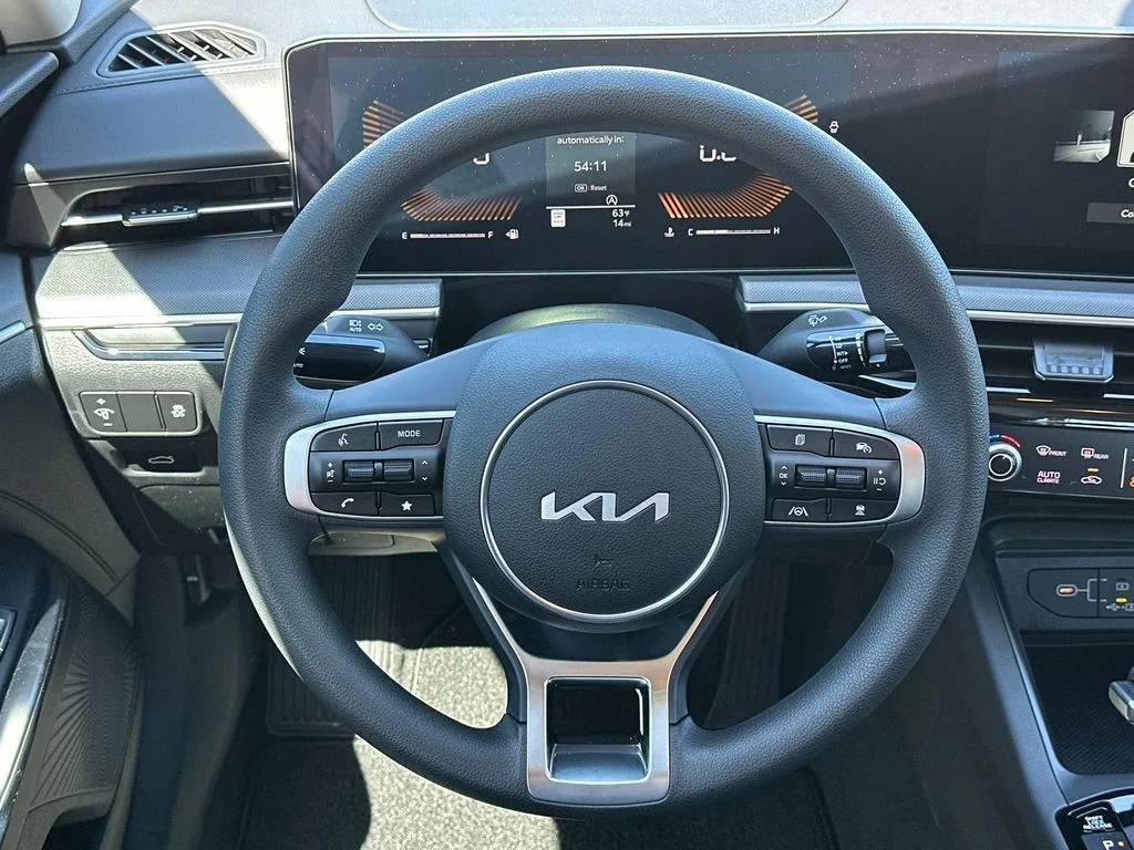 New 2026 White Kia LXS image 24