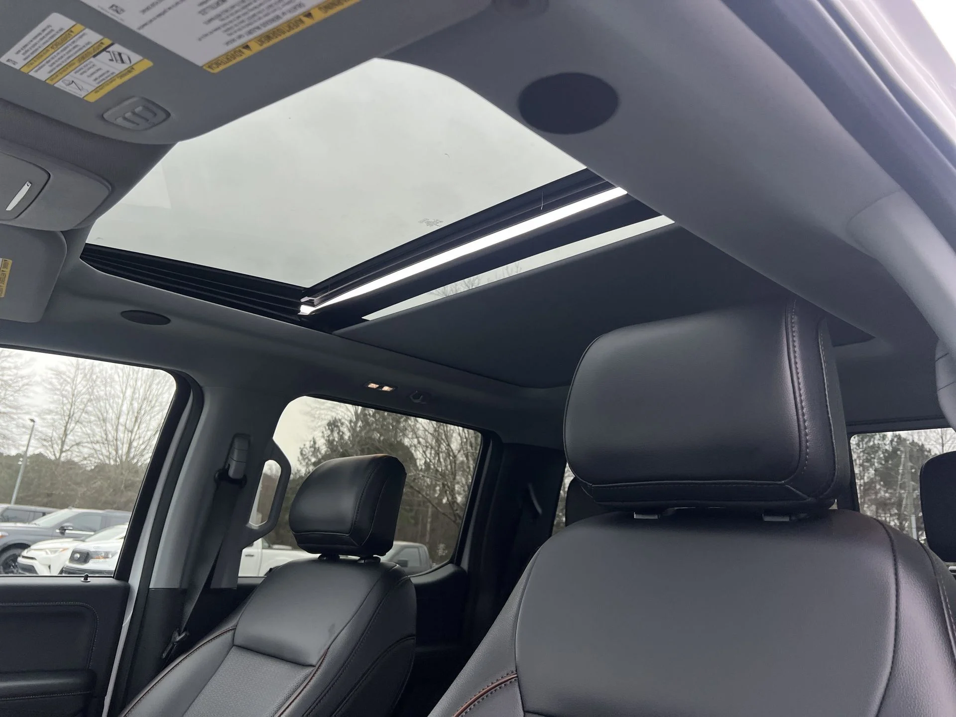 2025 Ford F-350 Super Duty Lariat - Photo 17