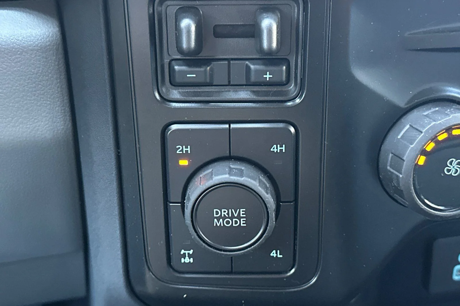 2026 Ford F-250 Super Duty XLT - Photo 27