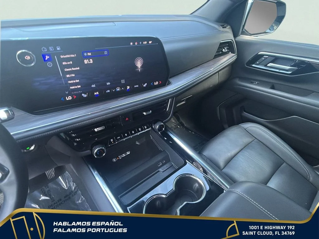 Used 2025 Sterling Gray Metallic Chevrolet LT image 21