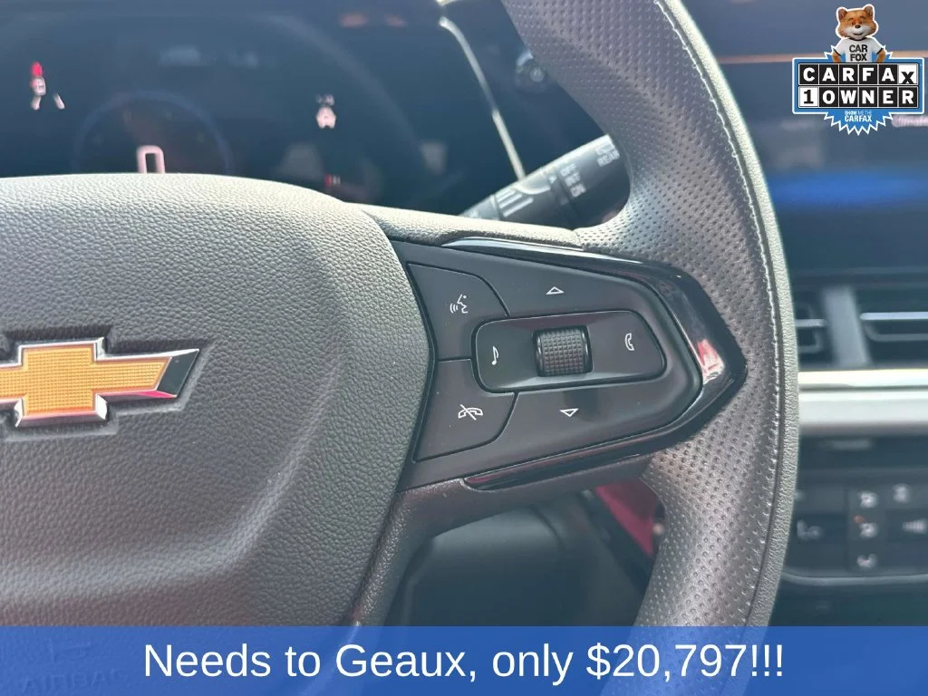 Used 2025 Gray Chevrolet LT image 42