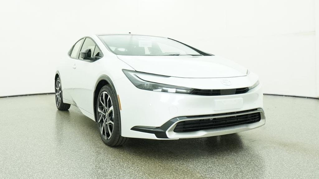 New 2026 Wind Chill Pearl Toyota XSE image 9
