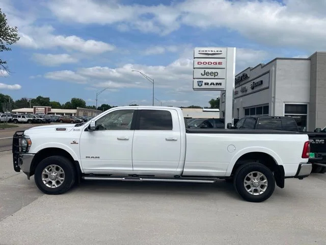 2021 RAM 3500 Laramie 4X4 Crew Cab LWB's photo