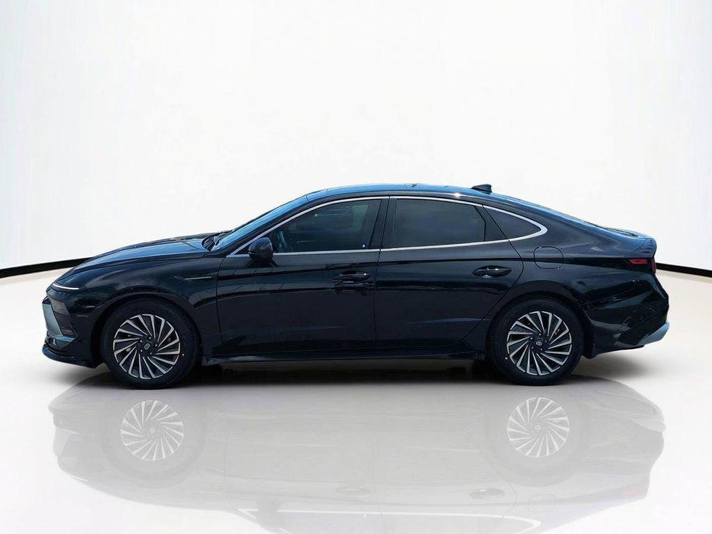 New 2026 Black Hyundai Limited image 8