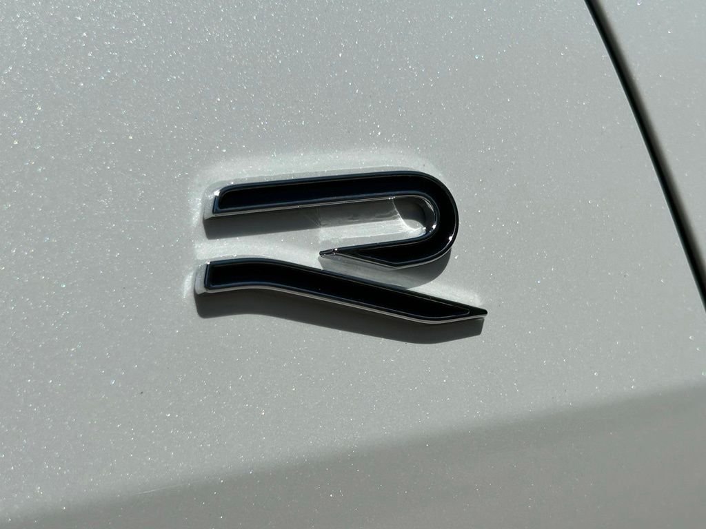 New 2026 White/off-white Volkswagen SE R-Line Black image 35