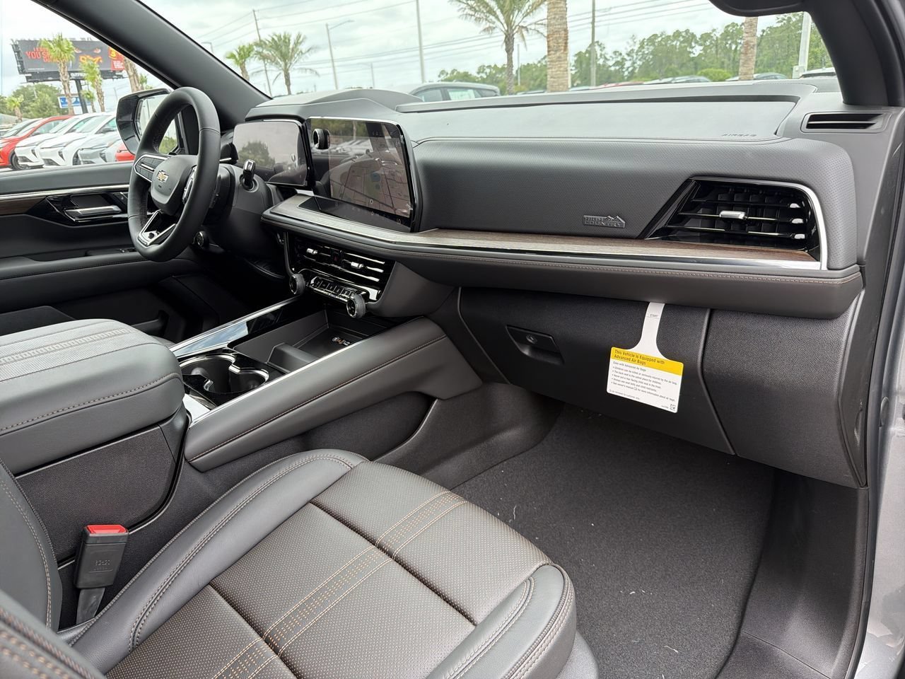 2026 Chevrolet Suburban High Country - Photo 28