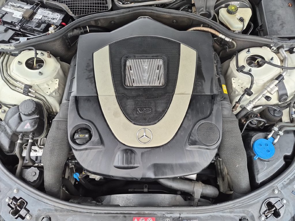 Used 2011 White Mercedes-Benz S 550 image 10