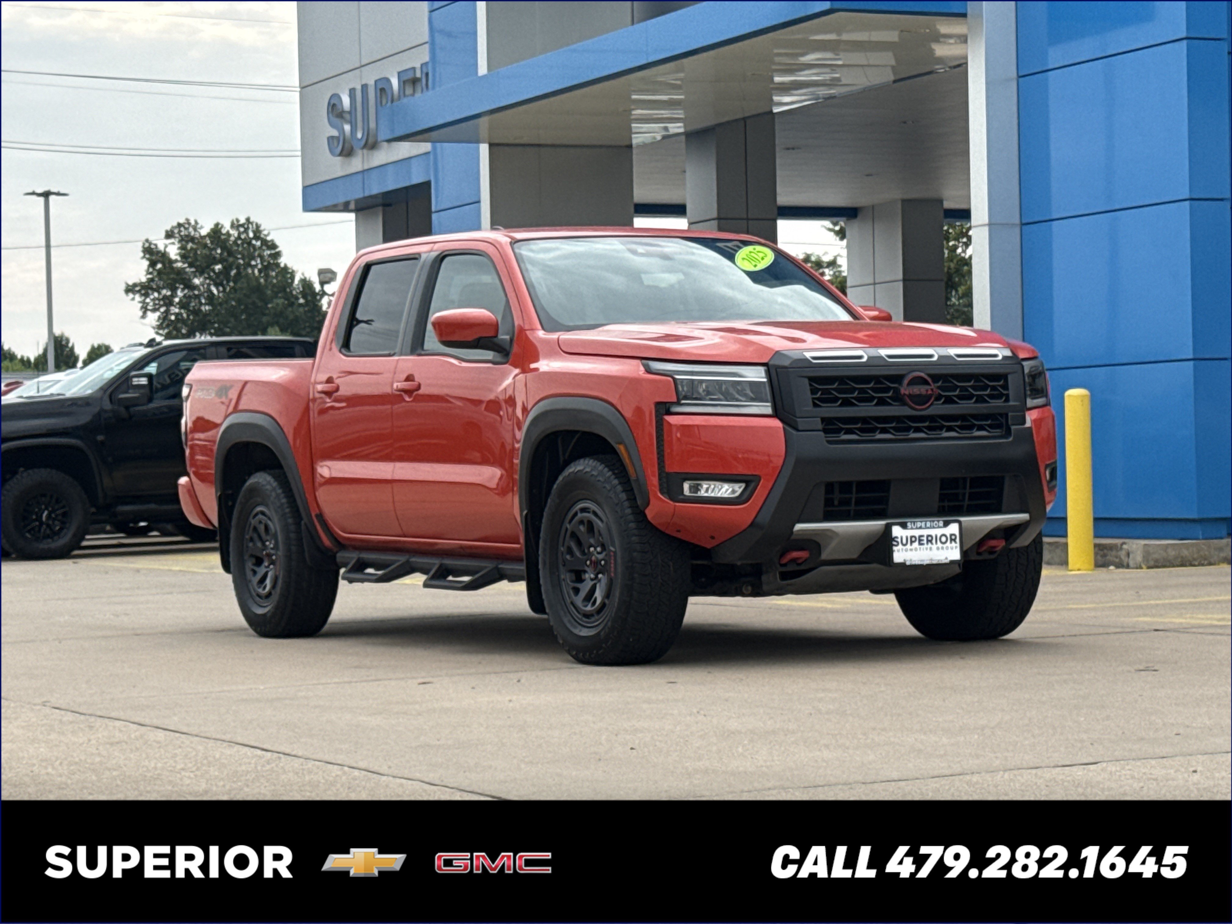 Used 2025  Nissan PRO-4X image 1