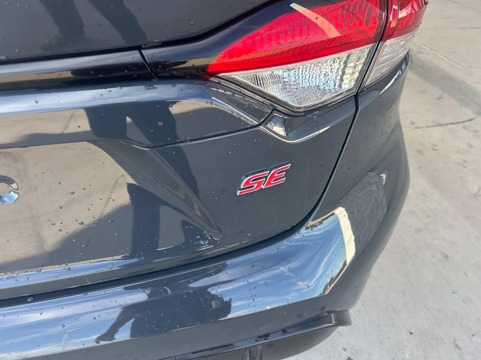 Used 2025 Gray Toyota SE image 13