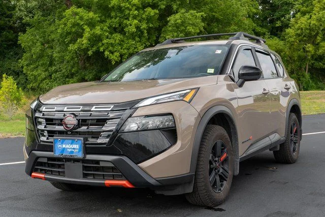 Used 2025 Beige/tan Nissan Rock Creek image 2