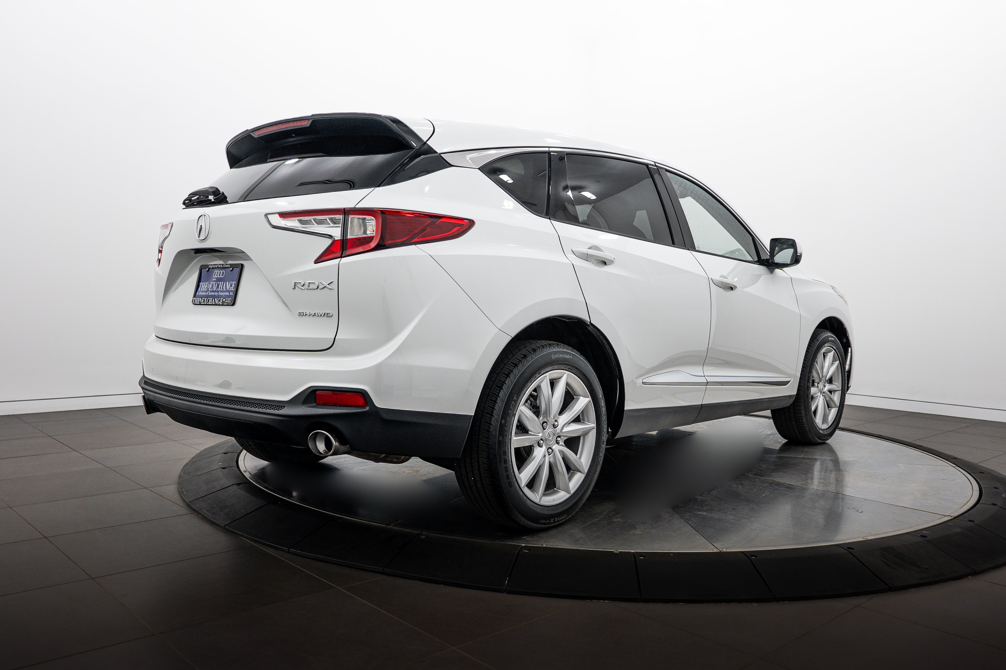 Used 2021 Platinum White Pearl Acura  image 4