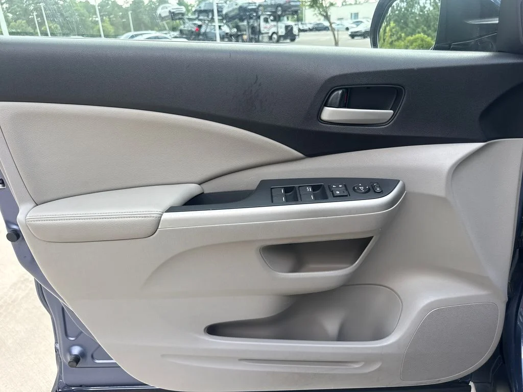 Used 2014 Twilight Blue Metallic Honda EX-L image 13