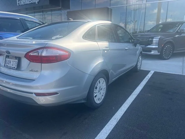Used 2016 Silver Ford S image 9
