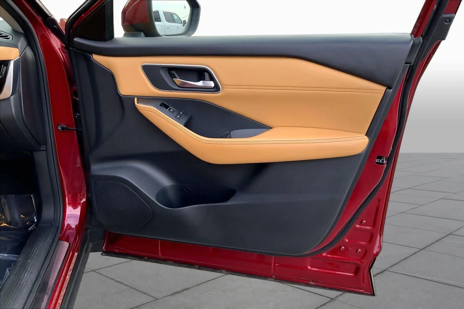 Used 2023 Scarlet Ember Tintcoat Nissan Platinum image 20