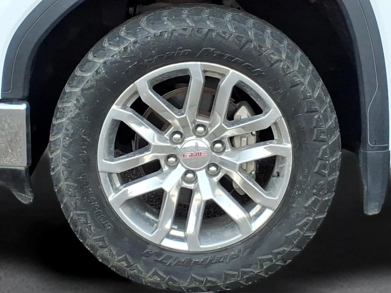 Used 2022 Summit White GMC SLT image 9