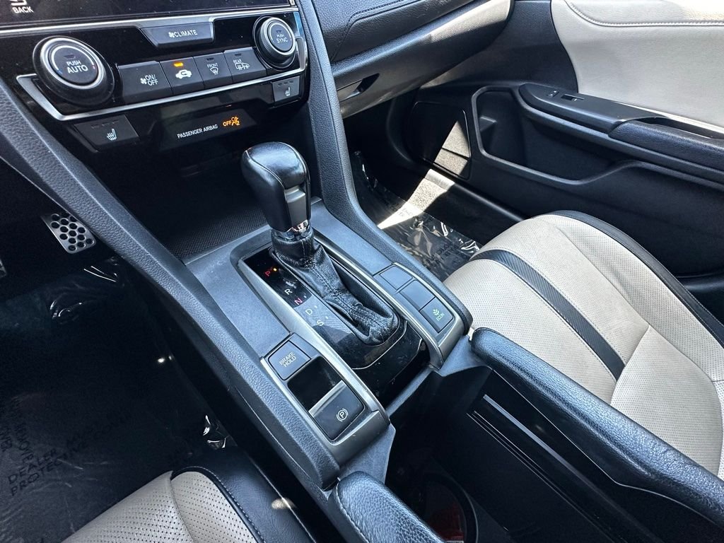 Used 2018  Honda Sport Touring image 28