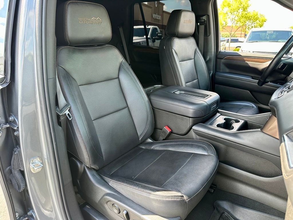 Used 2022 Gray Chevrolet High Country image 26