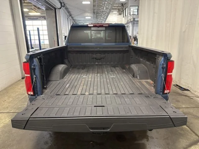 Used 2025 Lakeshore Blue Metallic Chevrolet High Country image 33